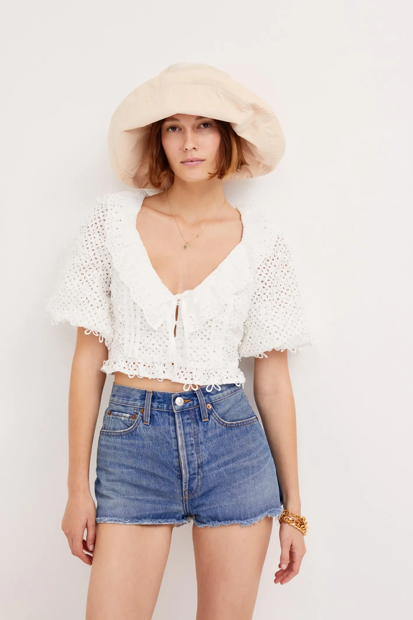 cassie_crop_top_2.webp Woman For Love & Lemons Cassie Crop Top