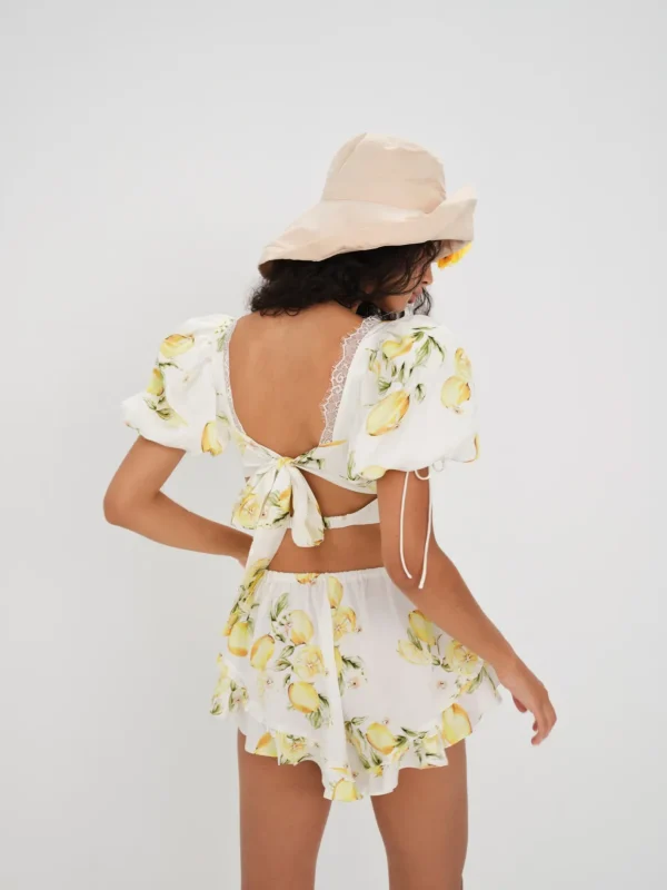 Woman For Love & Lemons Cheryl Short