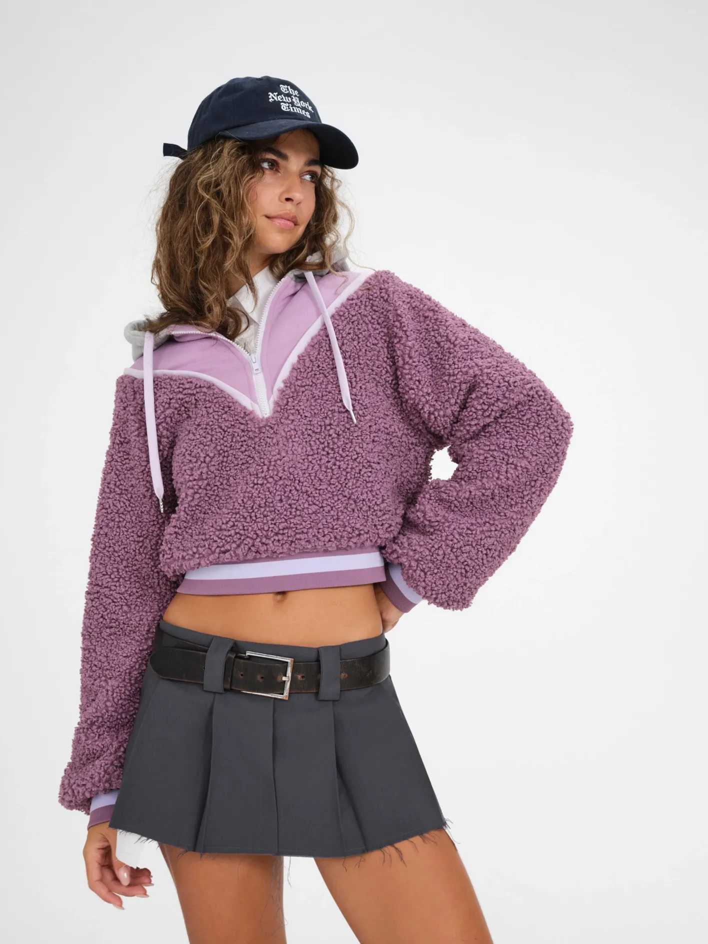 cozy_cropped_pullover_1.webp Woman For Love & Lemons Cozy Cropped Pullover