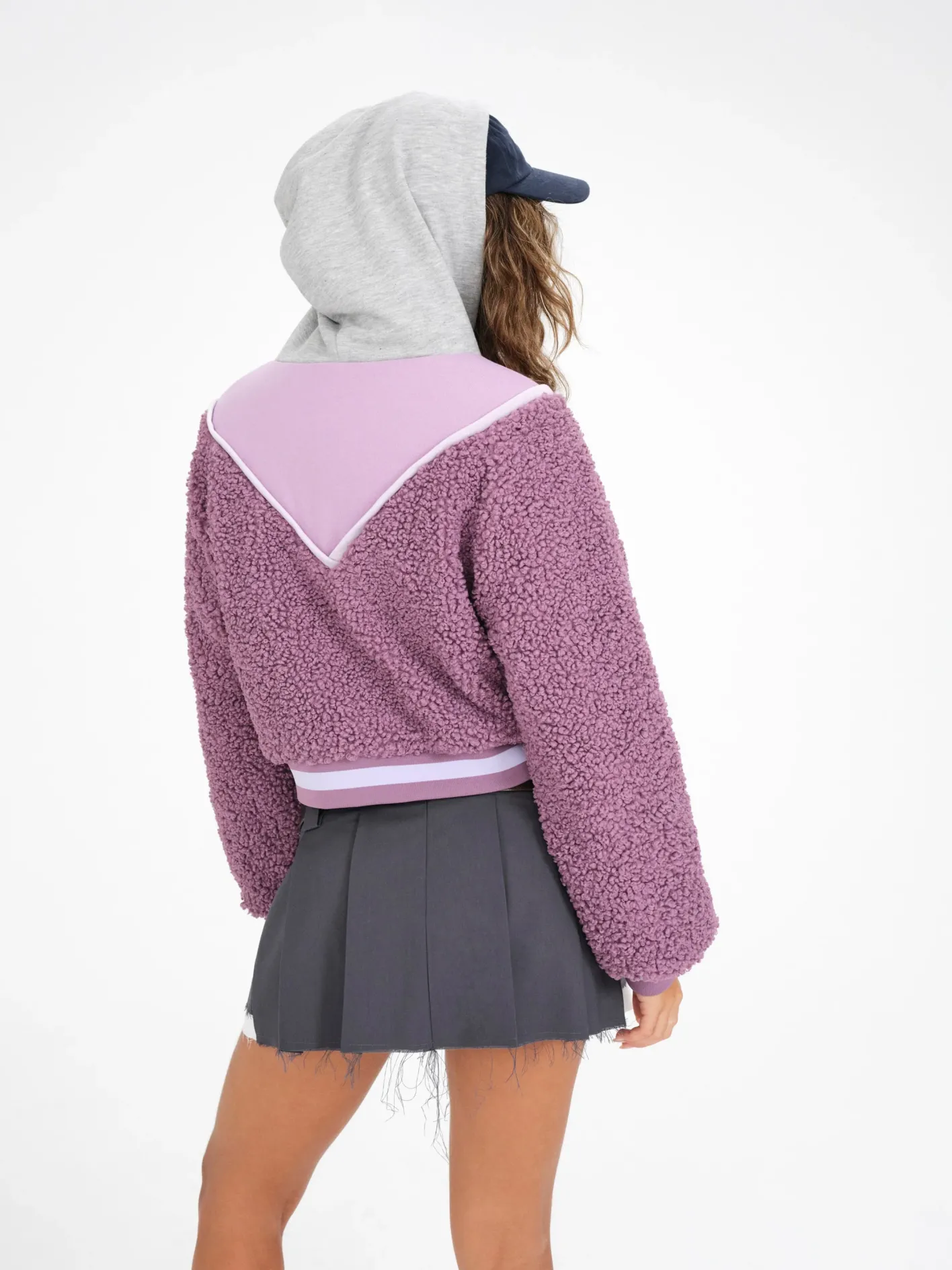 cozy_cropped_pullover_2.webp Woman For Love & Lemons Cozy Cropped Pullover
