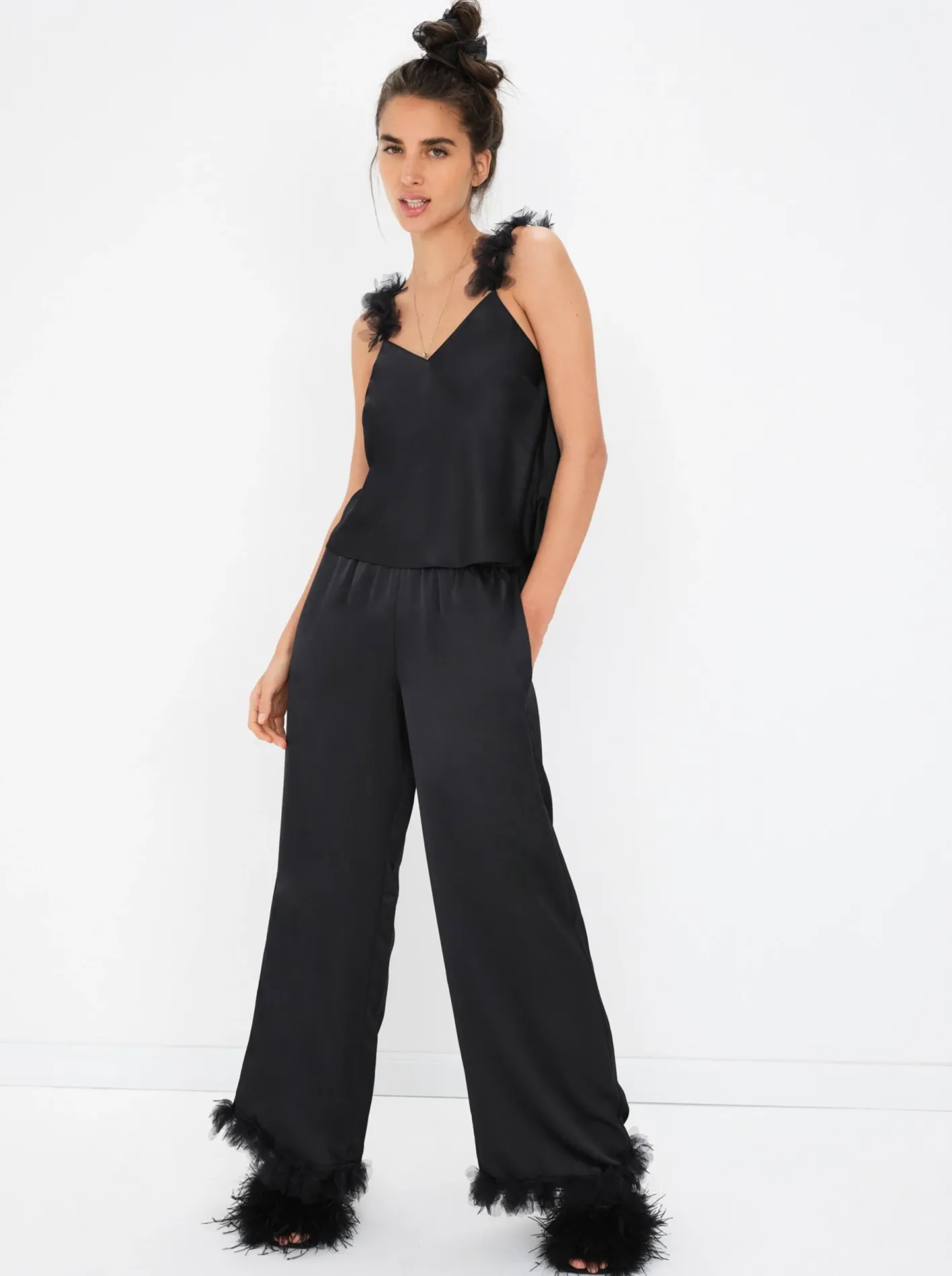 floral_trim_pj_set_4-1.webp Woman For Love & Lemons Floral Trim Pj Set