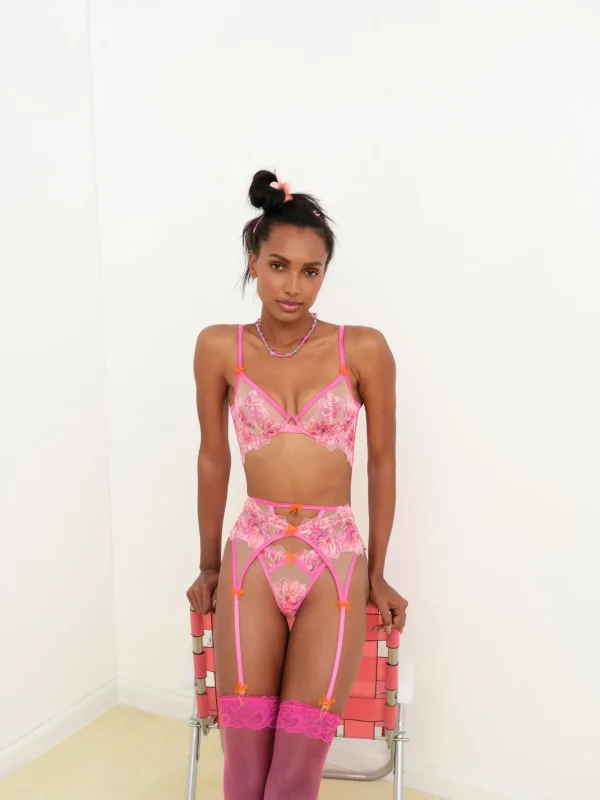 Woman For Love & Lemons Hibiscus Embroidery Garter Belt