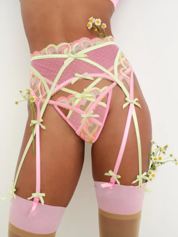 Woman For Love & Lemons Hugging Hearts Embroidery Garter Belt