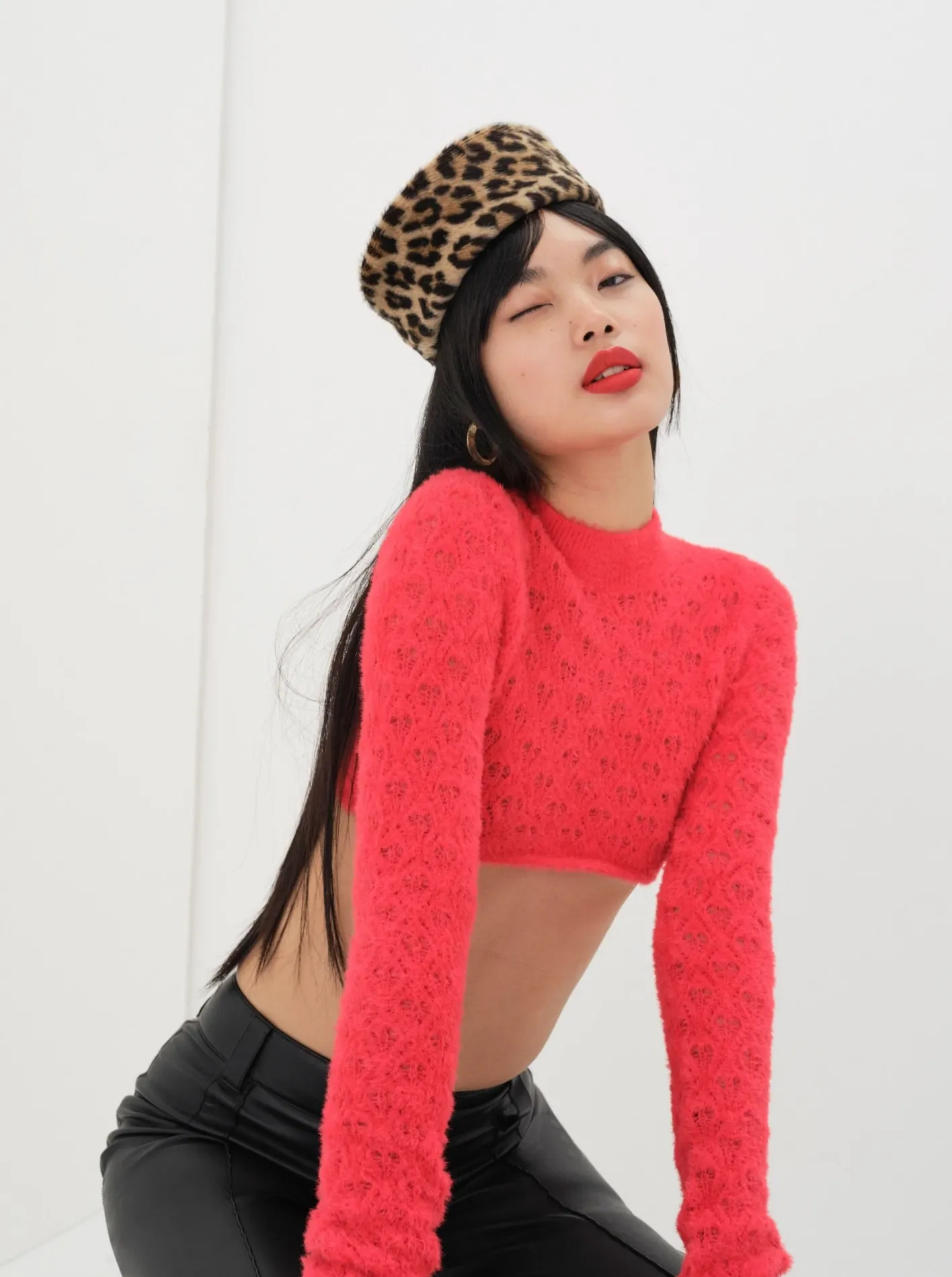 katana_cropped_sweater_0.webp Woman For Love & Lemons Katana Cropped Sweater