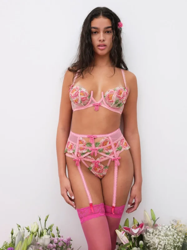 Woman For Love & Lemons Needle Point Roses Underwire Bra