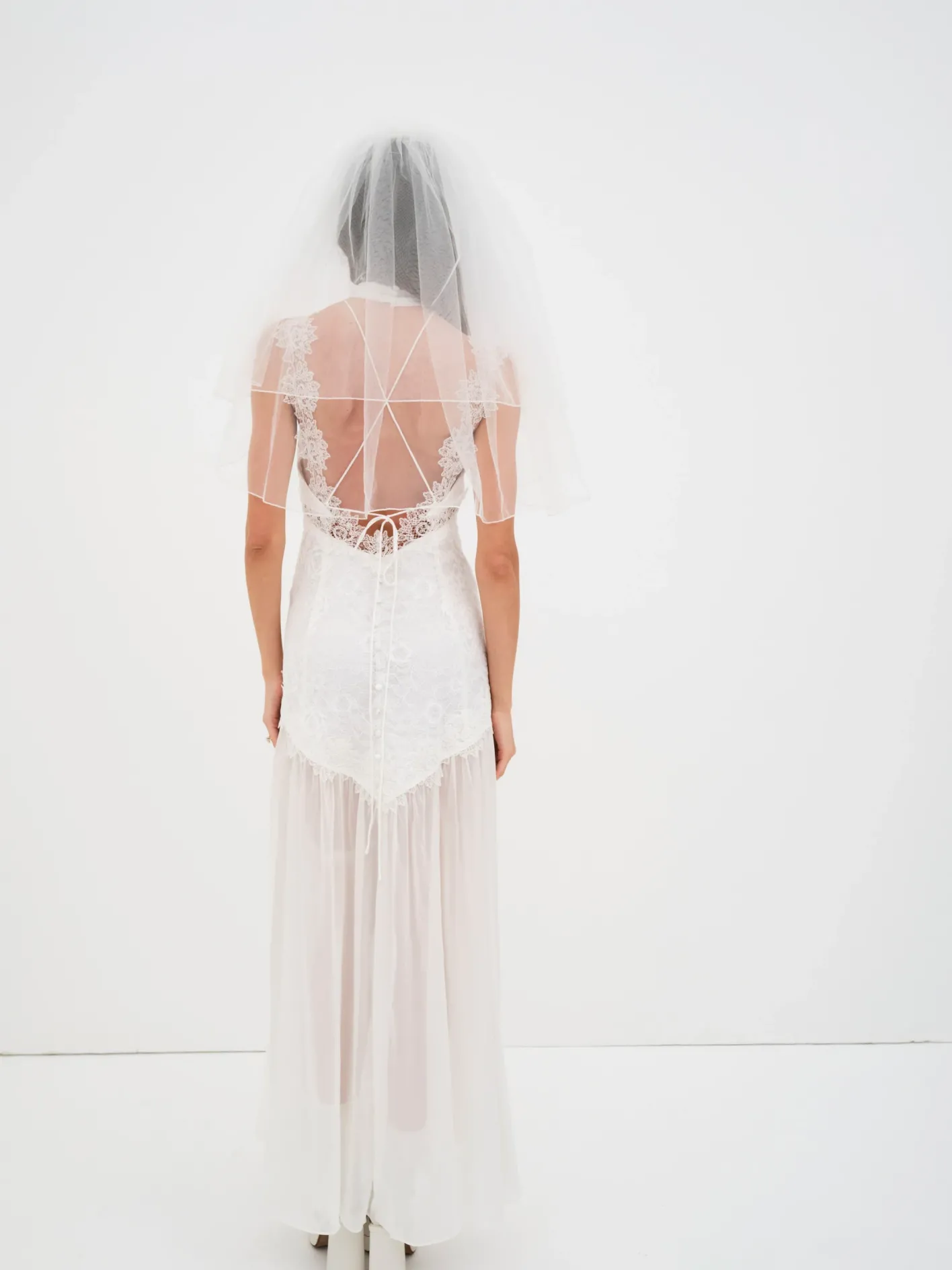 nicola_bridal_gown_3.webp Woman For Love & Lemons Nicola Bridal Gown
