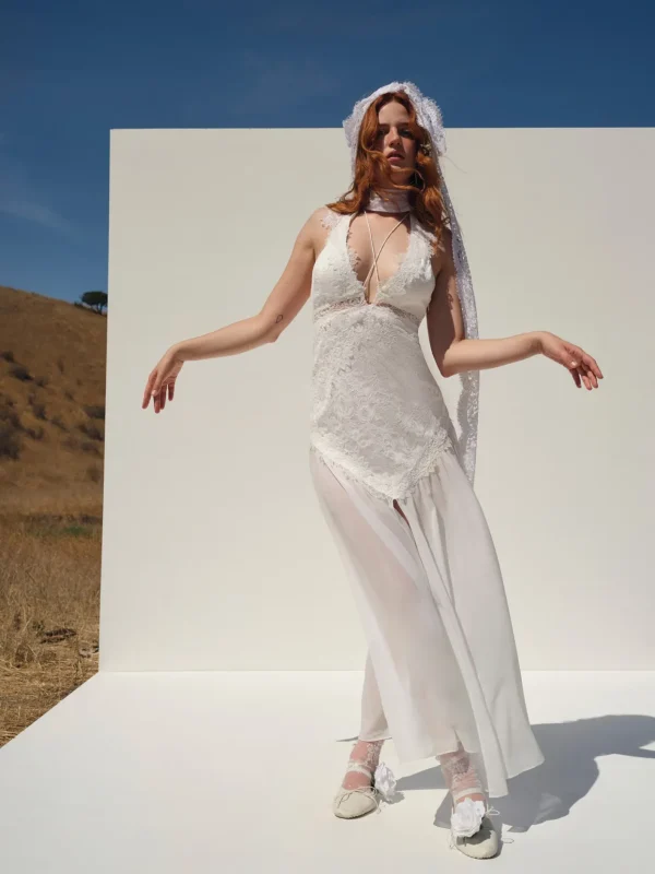 Woman For Love & Lemons Nicola Bridal Gown