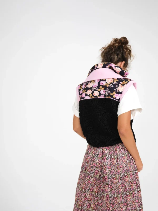 Woman For Love & Lemons Puffer Vest