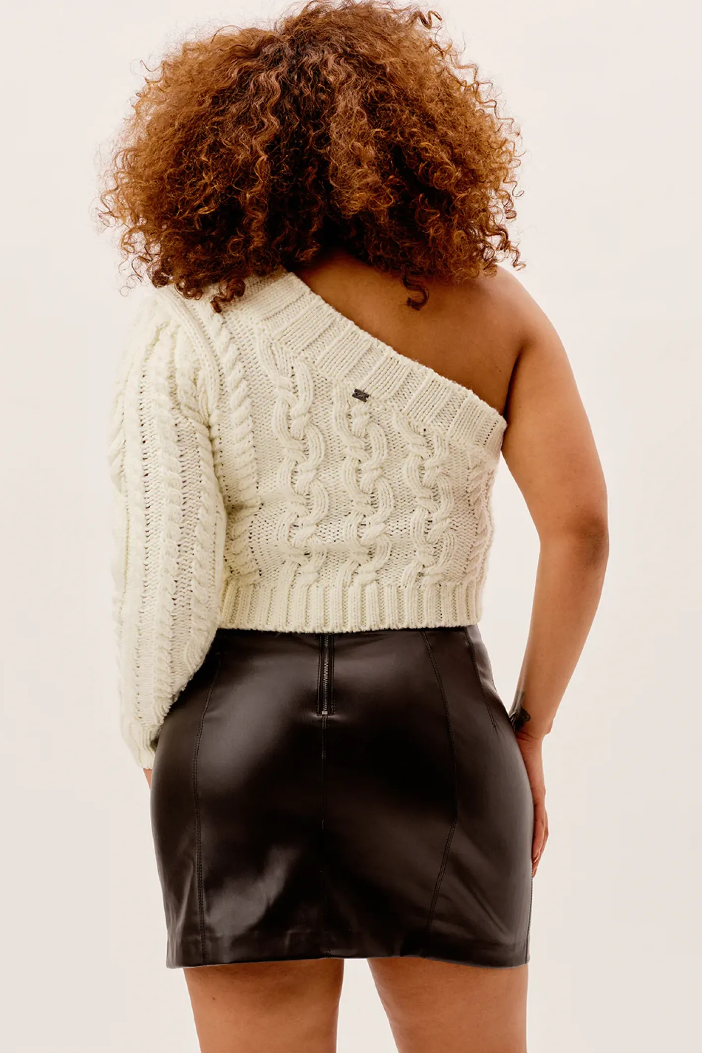 quinn_one_shoulder_sweate_6.webp Woman For Love & Lemons Quinn One Shoulder Sweater
