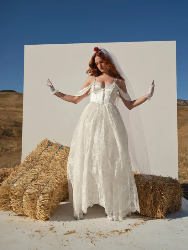 Woman For Love & Lemons Vera Bridal Gown