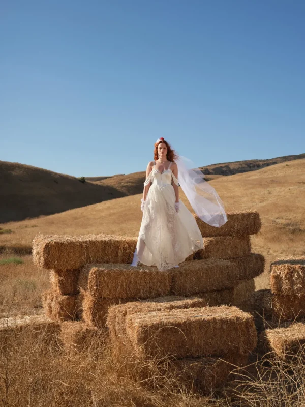 Woman For Love & Lemons Vera Bridal Gown